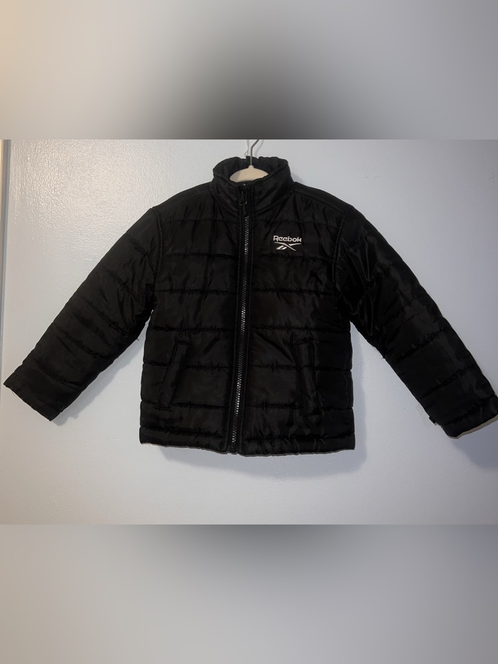 Reebok Black Puffer Jacket - Size 4